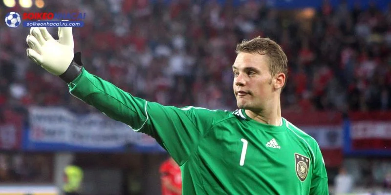 Manuel Neuer là một trong những thủ môn xuất sắc nhất thời đại.