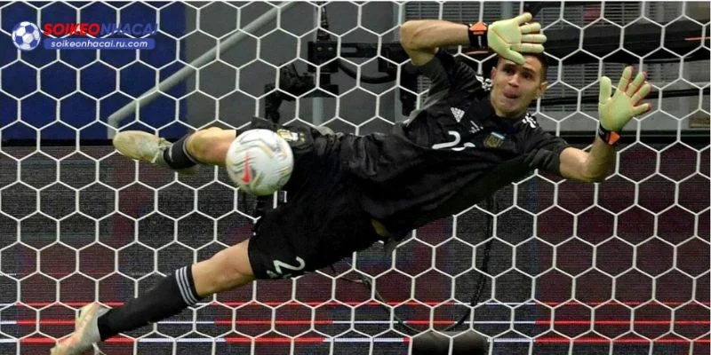 Những cái tên đã biến khung thành trở thành "vùng cấm địa" bất khả xâm phạm.